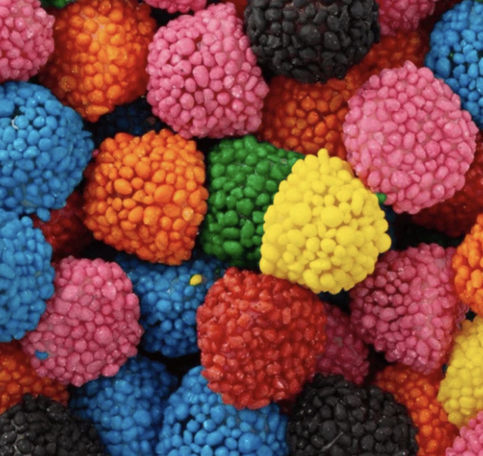 Mûres perlées multicolores 100g € 2,10
